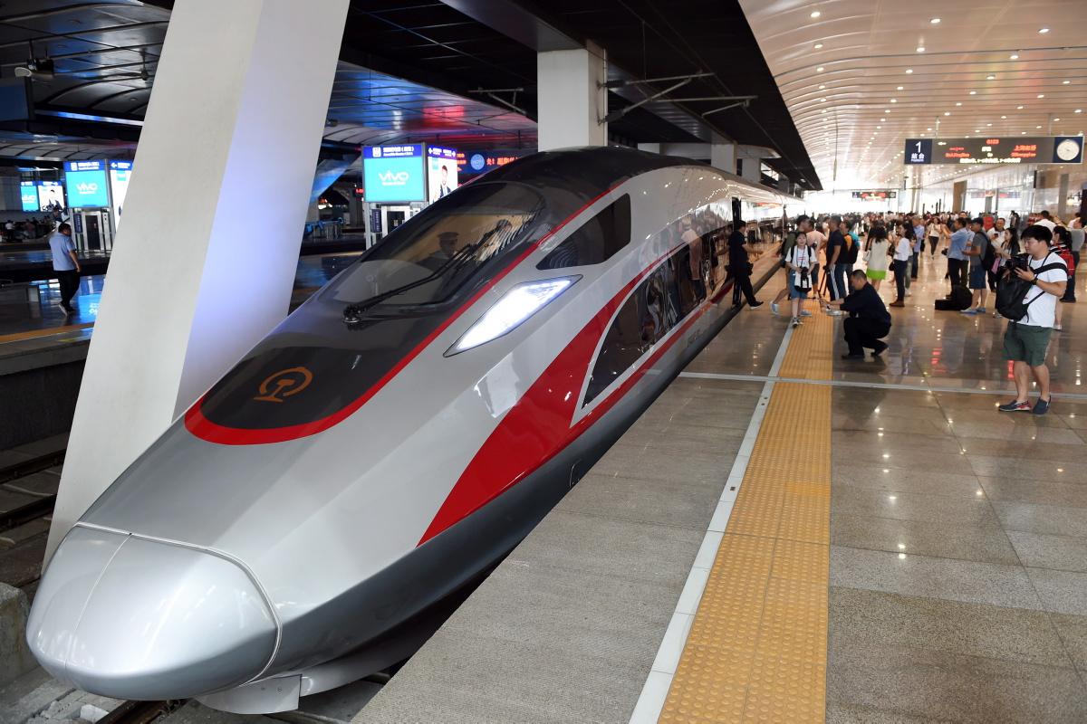 china new bullet train fuxing