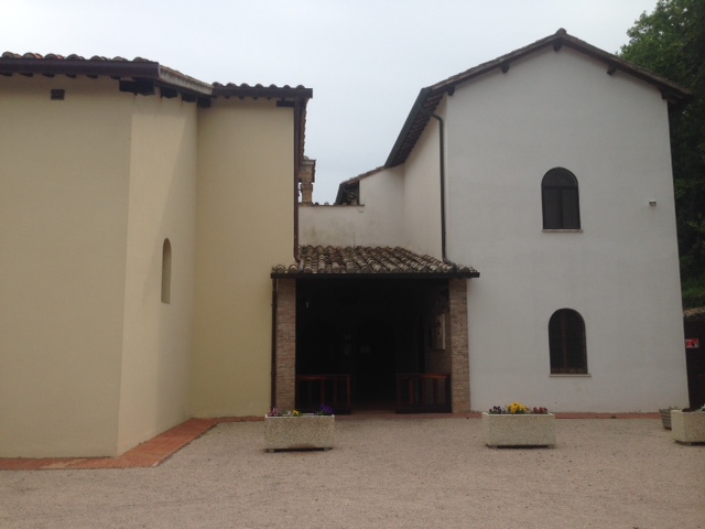 Umbria, Monte Malbe, un eremo moderno