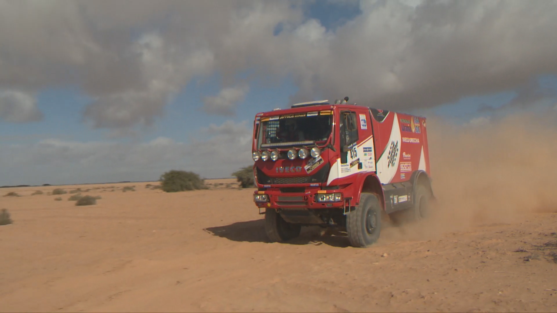Eurocargo Rally Raid Team Passata la frontiera, tutto un altro mondo: in Mauritania il vero deserto di sabbia