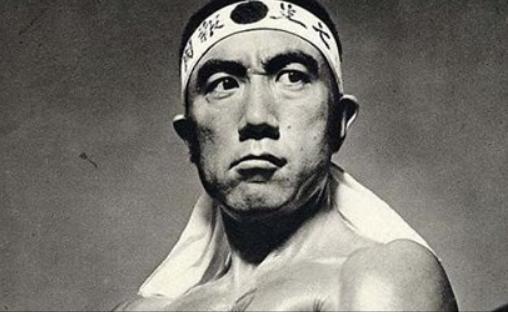 Yukio Mishima, un sacrificio per la bellezza della nazione. 