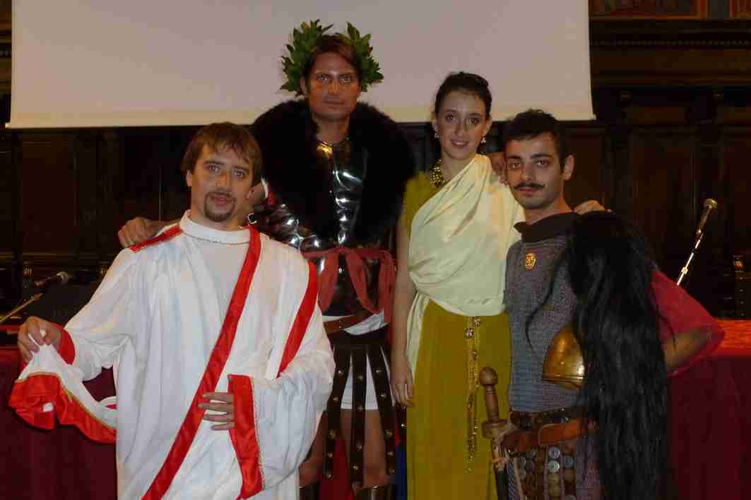 Il Rotaract Club Perugia Est processa l’imperatore Ottaviano Augusto