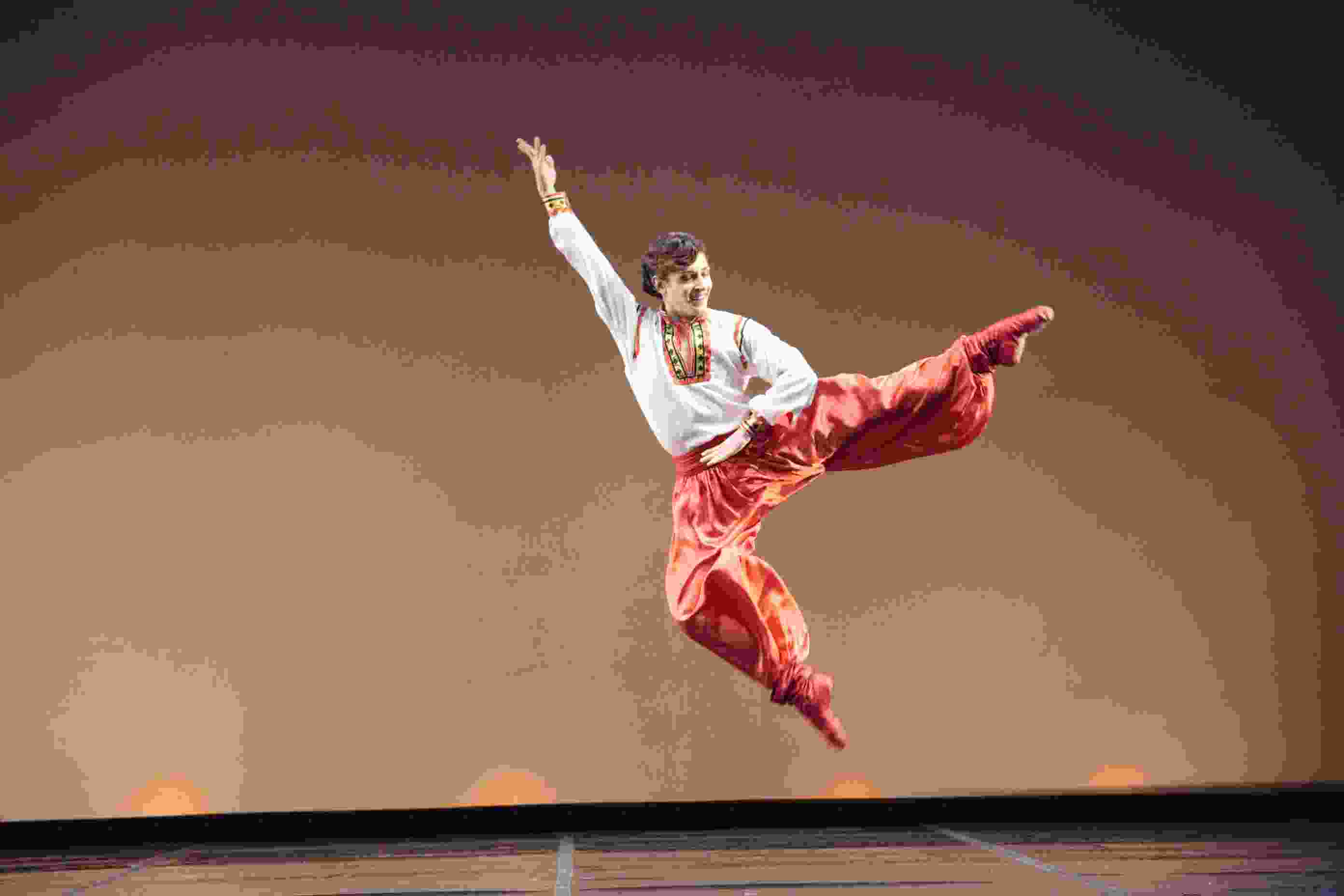 Artemij Pizov trionfa a La Settimana Internazionale della Danza  