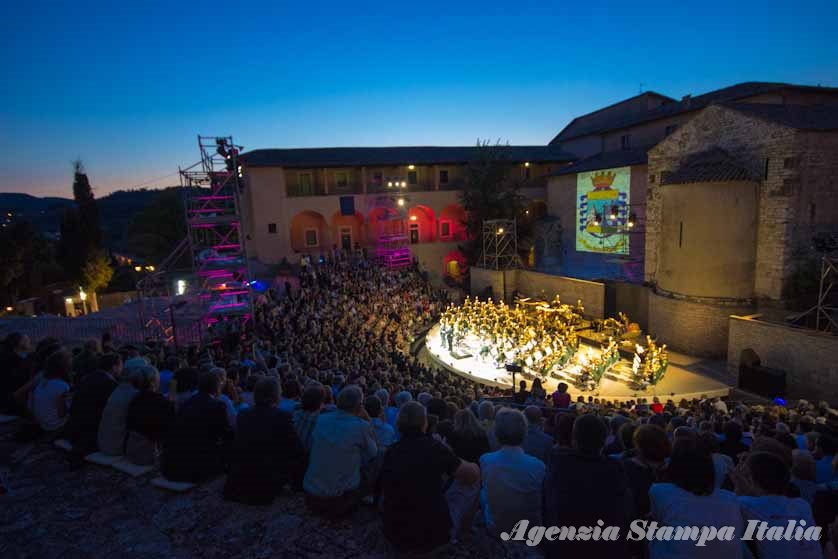 Festival dei Due Mondi, Spoleto applaude la Banda Musicale della Guardia di Finanza  PHOTOGALLERY