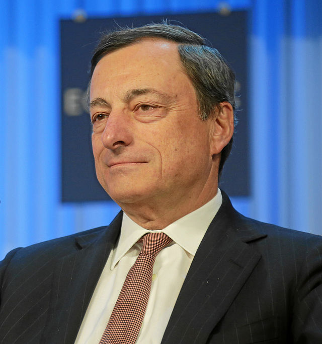 Quantitative Easing: Il “bazooka” di Draghi manda in flessione euro e spread. Critici i “falchi” del nord Europa e alcuni economisti avvertono – “rischio bolla finanziaria”