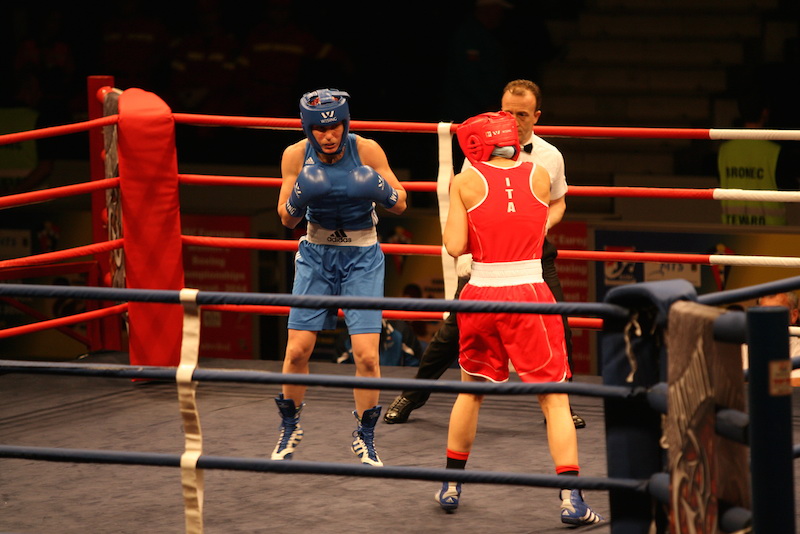 EUBC European Women's Boxing Championships Bucharest 2014 Day 3: La Davide e la Mesiano volano ai quarti, esce la Gordini 