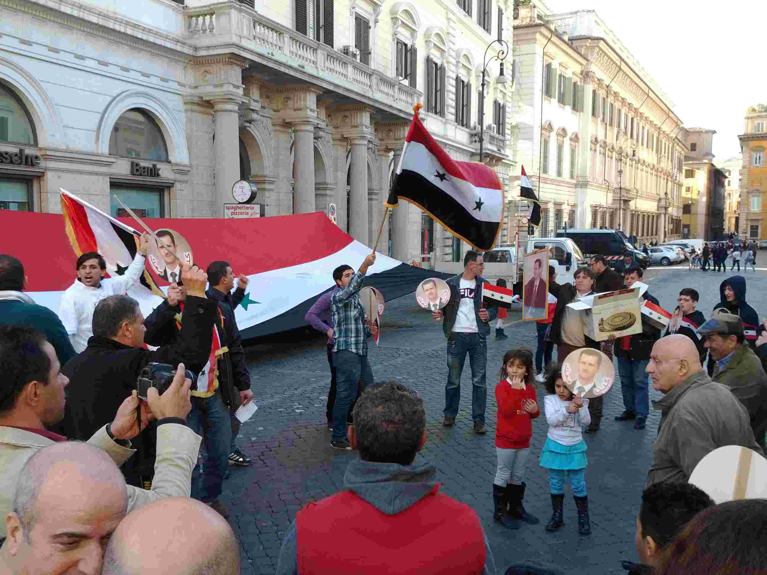  La Comunità siriana di Roma manifesta sostegno al presidente Assad