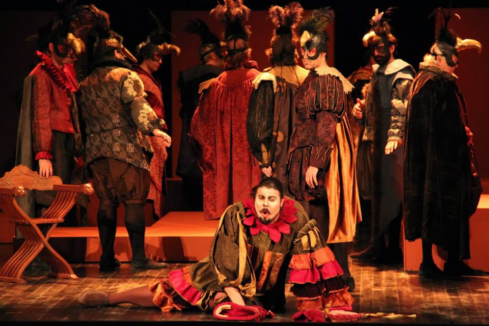 Trionfale apertura del teatro comunale “Maria Caniglia” di Sulmona con il Rigoletto di Giuseppe Verdi firmato da Enrico Castiglione.