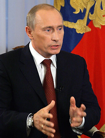Russia. Putin: Giù le mani da Iran e Siria