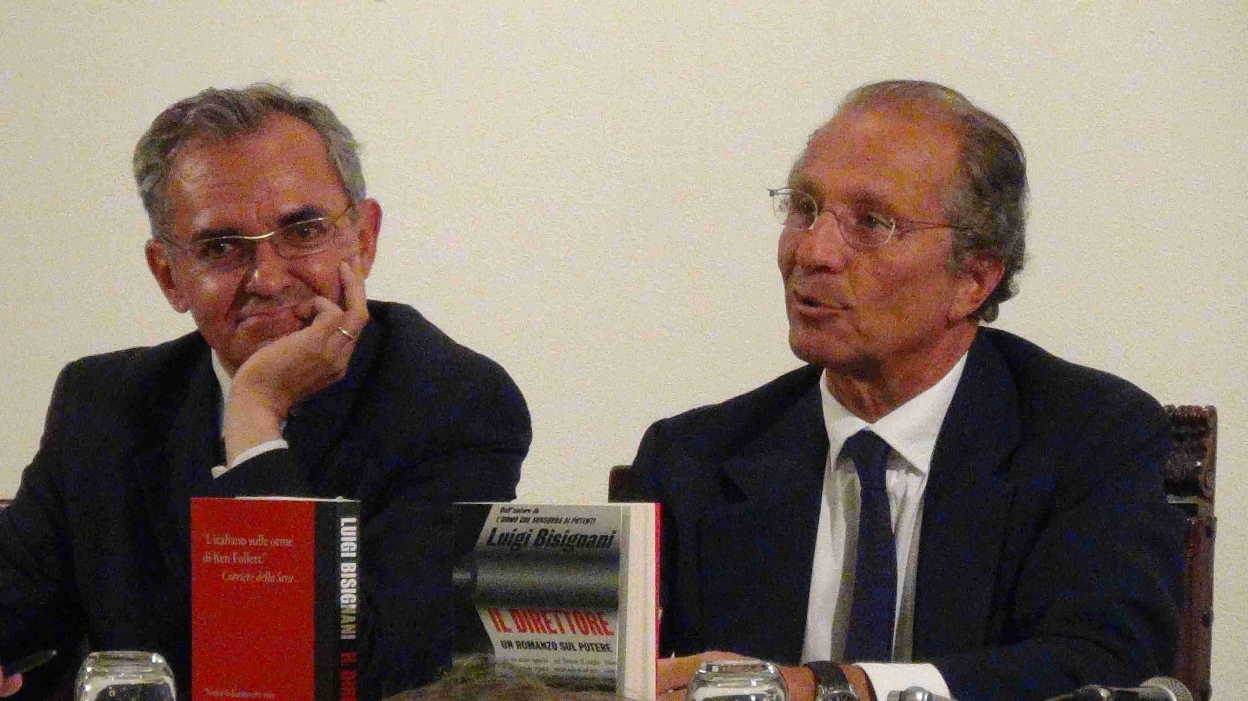 Luigi Bisignani presenta “Il Direttore” al “Tè con Biscotti”.   Liguori: “Italia paese dell’anormale che diventa normale”