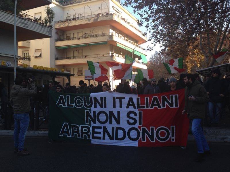 Dai Forconi al “furto” di bandiera dell'Unione Europea: intervista  a CasaPound Italia