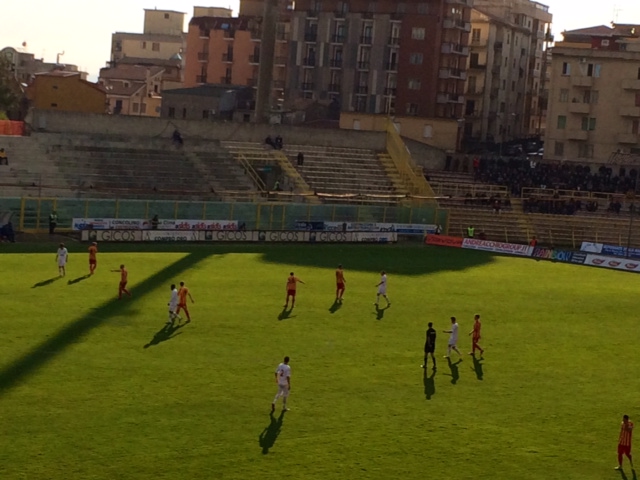 Lega Pro: il Catanzaro batte il Benevento e vola in classifica
