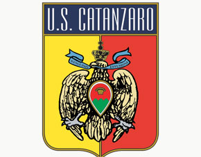 Lega Pro – Catanzaro, si pensa al Frosinone con un occhio al mercato. Spunta il nome di un attaccante e sul giovane Celia forte pressing della Juventus.