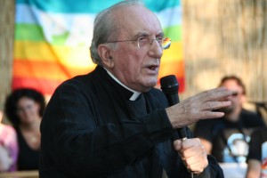 Don Gallo: le contraddizioni di un sacerdote della Chiesa cattolica