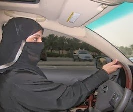 Arabia Saudita. 150 frustate a donna guidatrice