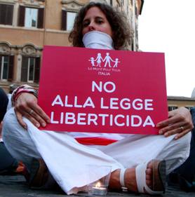 Italia. Manif pour tous annuncia un nuovo presidio contro la legge sull'omofobia 