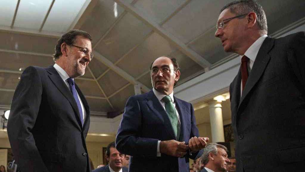 Spagna: ritirata legge anti-aborto, si dimette ministro della Giustizia