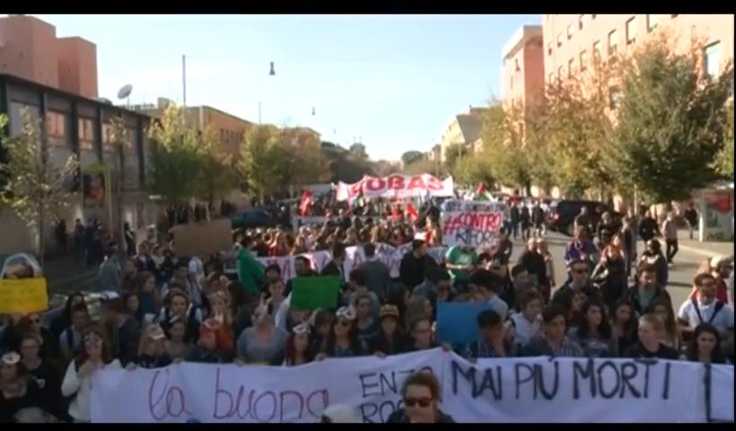 Manifestazione contro Job act in 25 città italiane