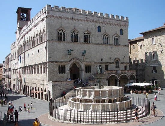 Il Comune di Perugia rinegozia convenzioni ed ottimizza spese