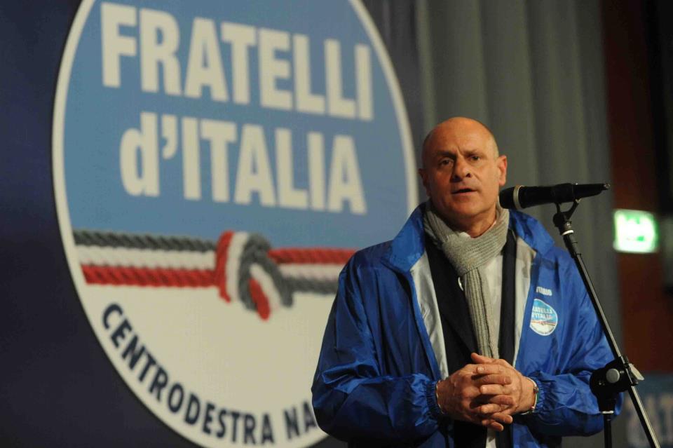 Berlusconi, Rampelli (Fdi): «riproposizioni partiti e sigle mai stati premiati, Ritorno a F.I. fallimento modello partito unico»