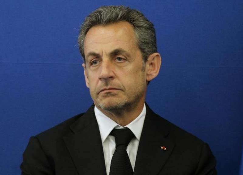 Francia, è ufficiale la candidatura di Sarkozy