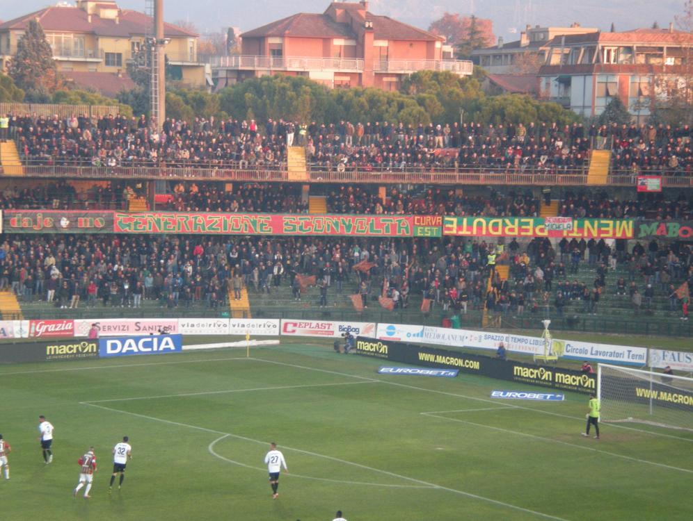 Calcio Serie B . Ternana Avellino 1 a 1