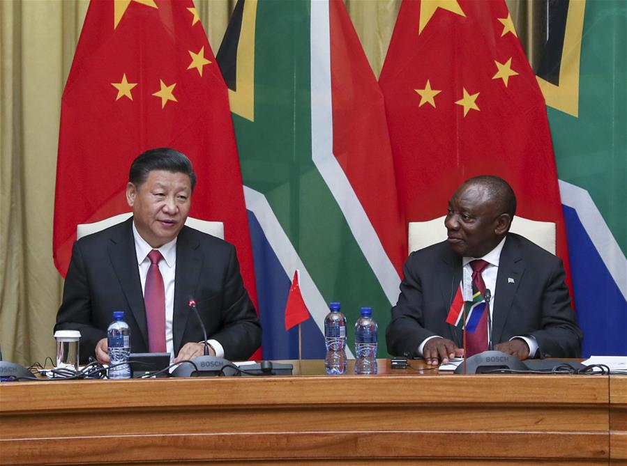 Cina. Xi Jinping si conferma leader globale e vola verso l'Africa in attesa del vertice BRICS di Johannesburg