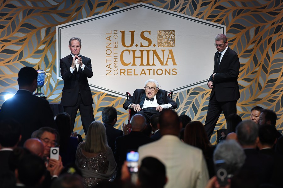 Cina. USA, cinquant'anni dopo Kissinger ribadisce la necessità del dialogo e del realismo