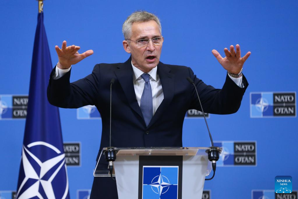 Cina. La NATO insiste sulla tesi della minaccia ma col fuoco non si può scherzare